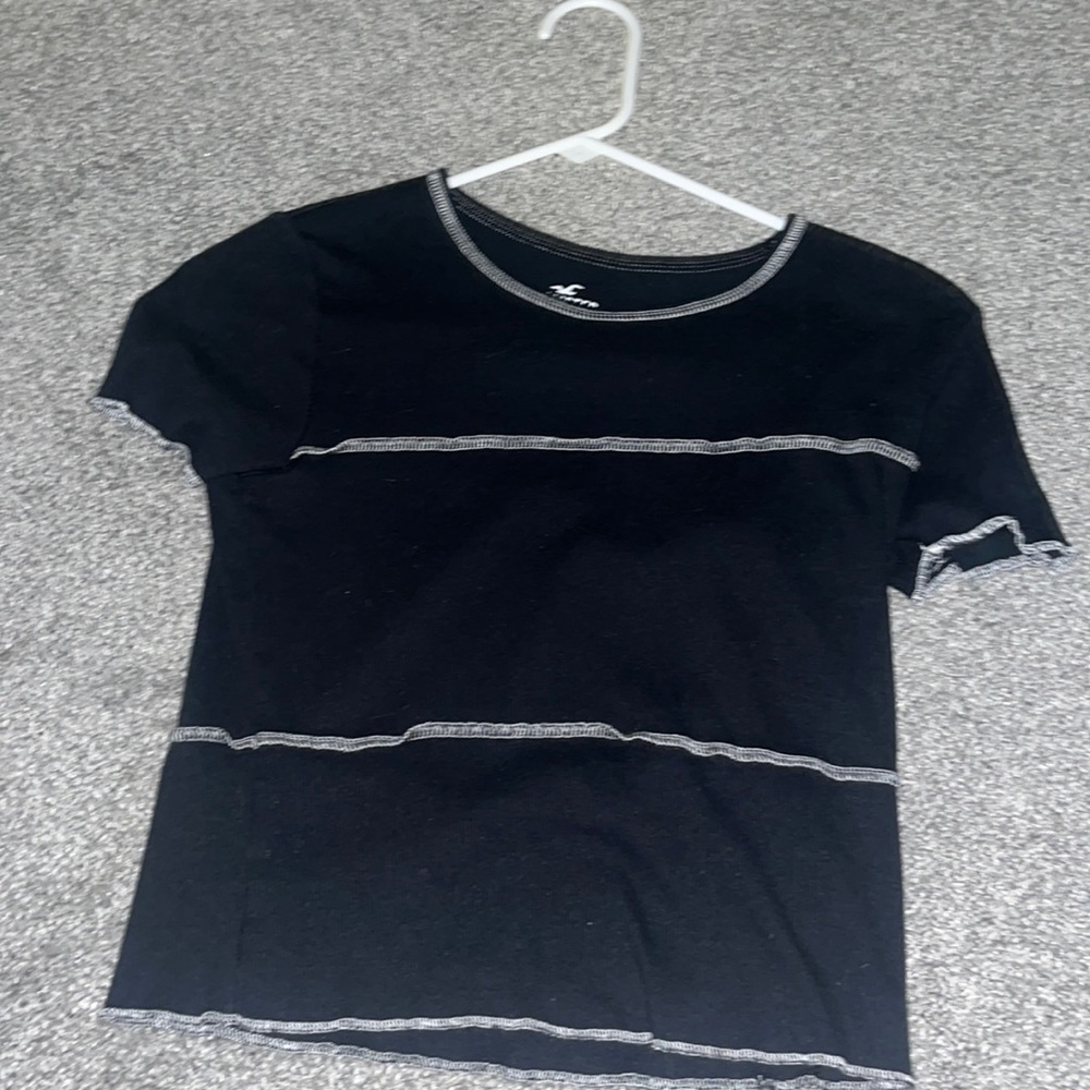 Holister baby tee